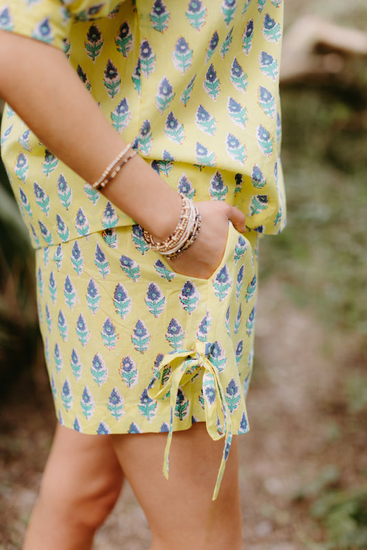 Akumal Shorts | Golden